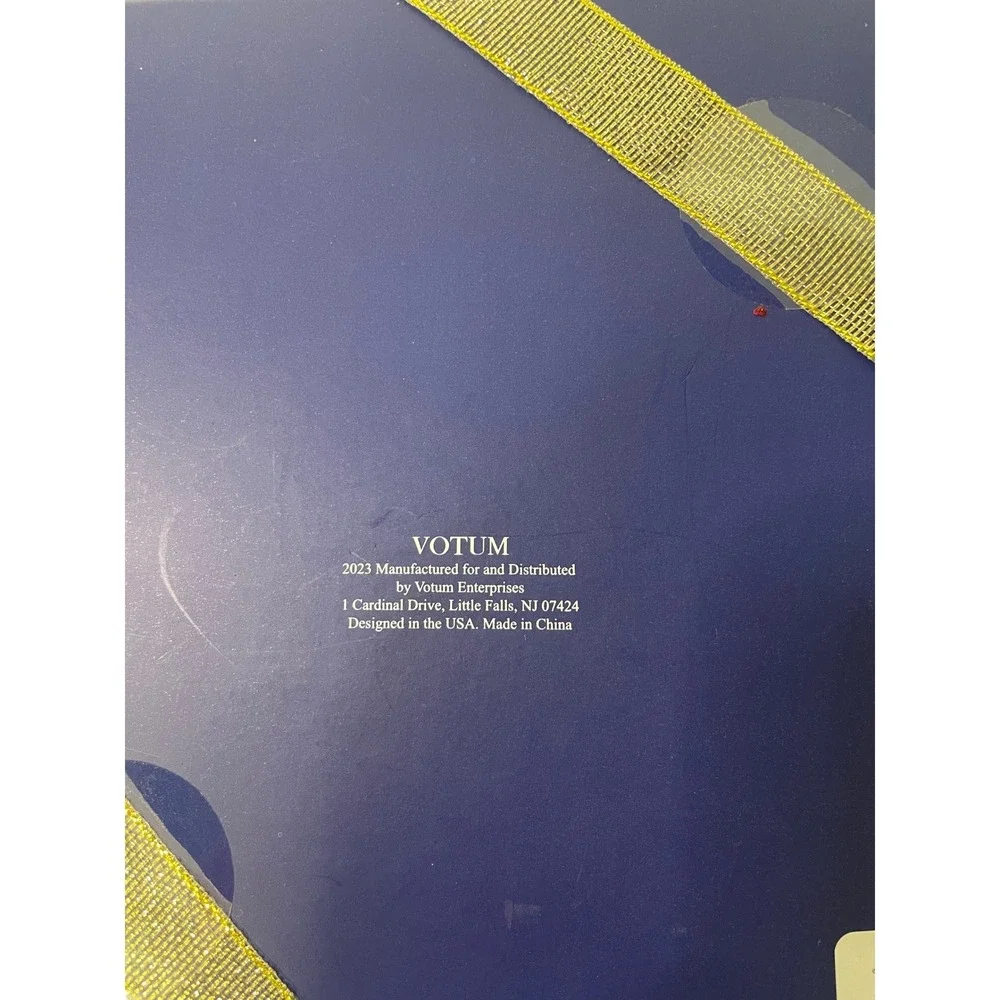 Votum Stationery Gift‎ Set Journal and 3 Pens Floral Design Gold Ribbon Gift Box